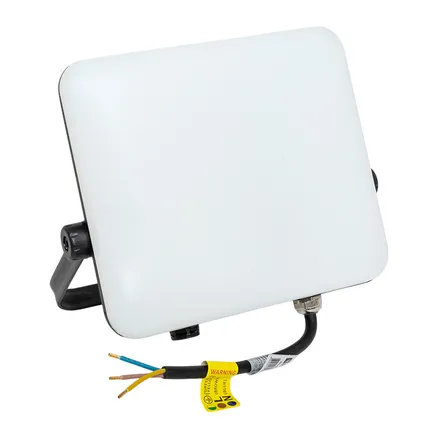 СДО-4004 50Вт 4000К IP65 с равномерной засветкой LUMA EKF (FLL-4004-50-4000)