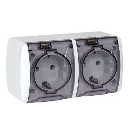 Владивосток Розетка 2-местная 16А с зазем. с кр. IP54 EKF (EQR16-129-30-54-T) SALE2