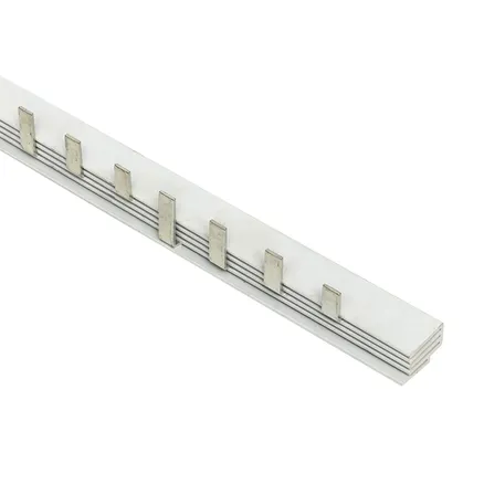 Шина соединительная типа PIN для 4-п нагр. 100А (36x27мм) EKF (pin-04-100m)
