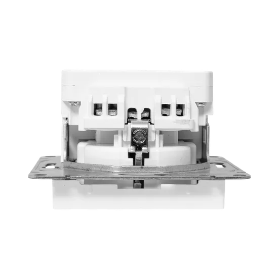 Механизм розетки с USB-A+С - 2шт, 16А, с заземлением, со шторками, белый Эпика EKF