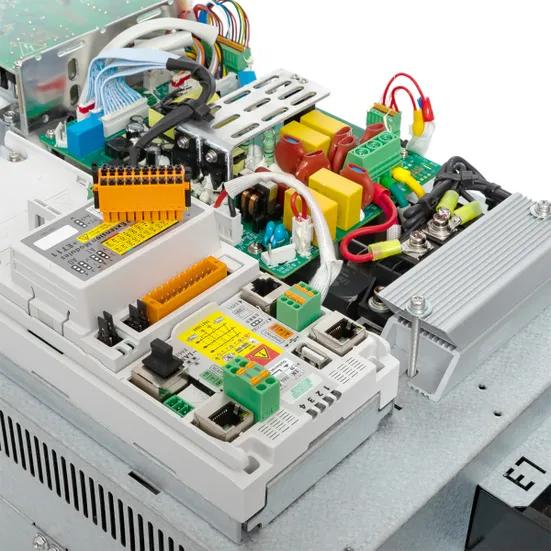 Преобразователь частоты PRO-Drive PD-500-E88-75K-43-PN EKF