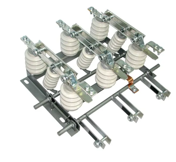 Разъединитель РВЗ-10/400-I УХЛ3 с приводом ПР-10 EKF Stingray