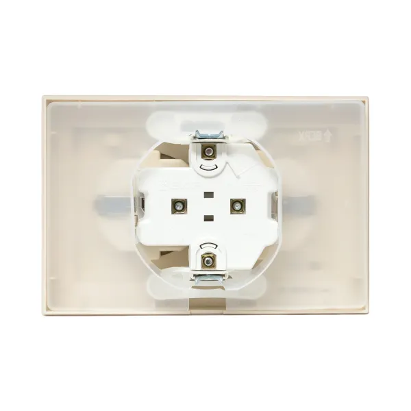 Механизм розетки двойной, 16А, IP44, с заземлением, со шторками, с рамкой, с крышками, кремовый Эпика EKF