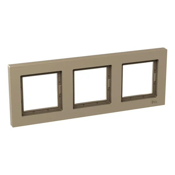 3 - местная рамка, IP44, шампань, пластик Эпика EKF