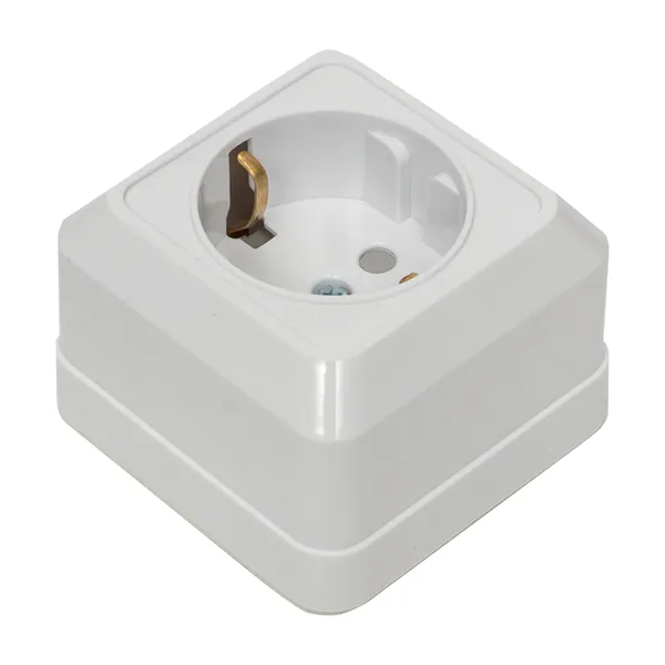 Рим Розетка 1-местная 16А с заземлением белая с защ. штор. EKF