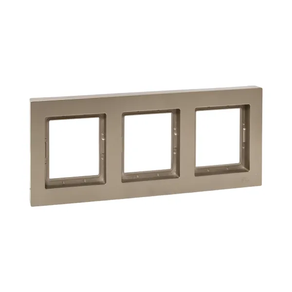 3 - местная рамка, IP44, шампань, пластик Эпика EKF