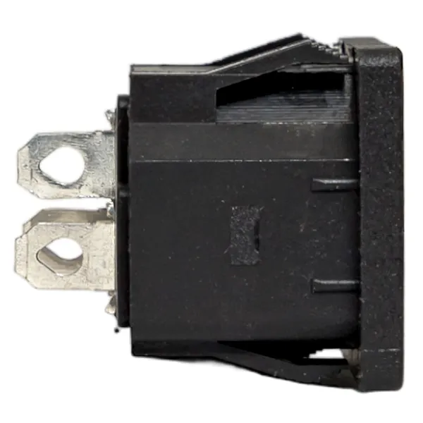 Вилка IEC C14 на 230В 10A черный