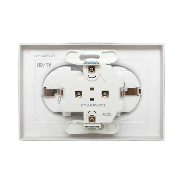 Механизм розетки двойной, 16А, с заземлением, со шторками, с рамкой, шампань Эпика EKF