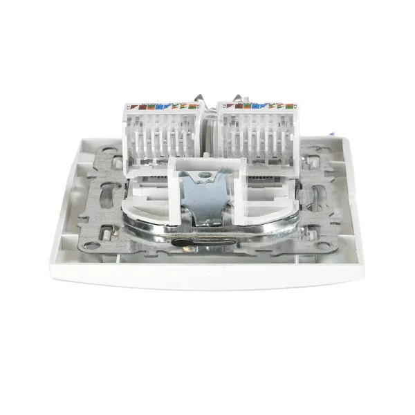 Розетка RJ-45 2-местная СП Минск белая EKF
