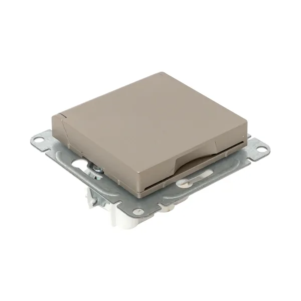 Механизм розетки, 16А, IP44, с заземлением, со шторками, c крышкой, шампань Эпика EKF